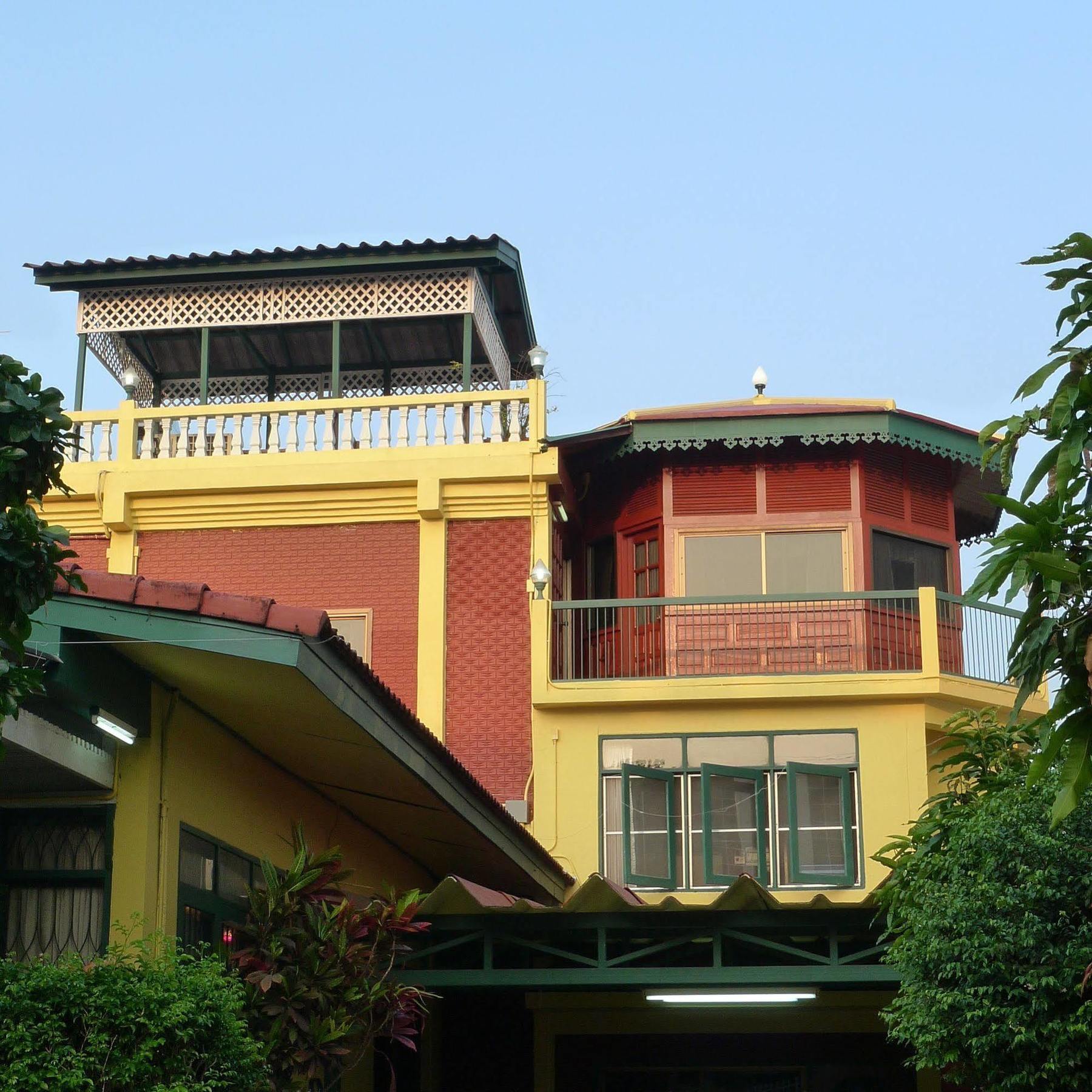 Baan Kaewta Hotel Chiang Mai Exterior photo